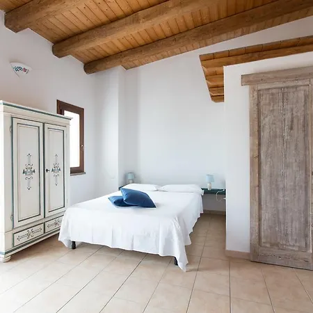 Artemisia Sardegna 3*